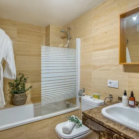 Apartment Renthas Constitucion Li